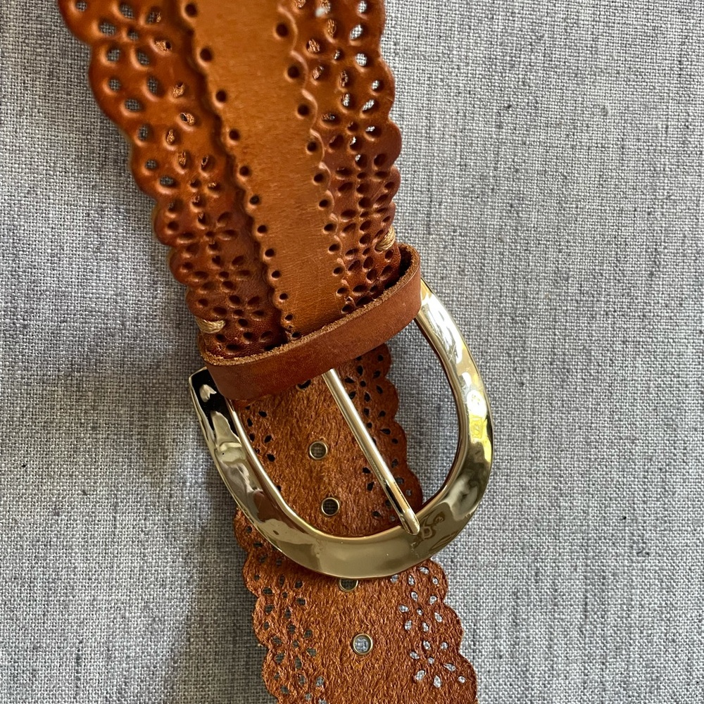 Tan woven belt